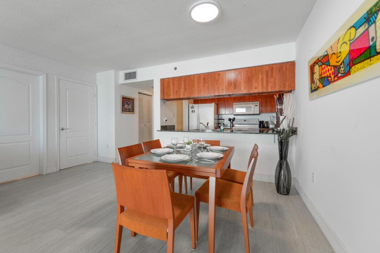 Beautiful Apartment In The Heart Of Brickell マイアミ エクステリア 写真